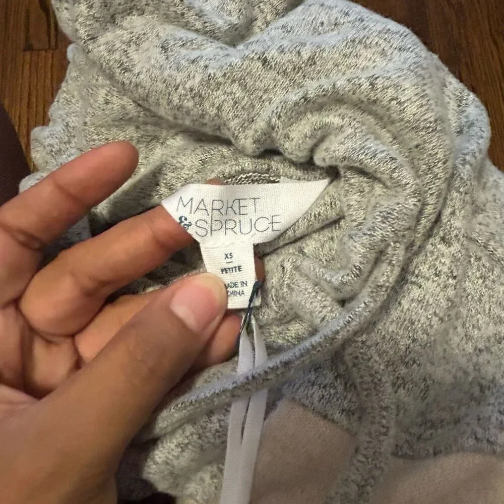 New Market And Spruce sweater